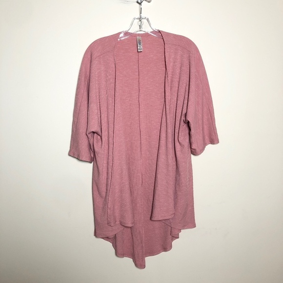 LuLaRoe Sweaters - Lularoe Lindsay Pink Cardigan Size S